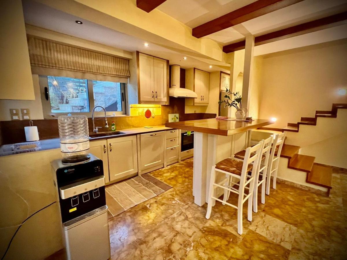 Ένας Ευχάριστος Χώρος Με Πισίνα Villa Pórto Ráfti Dış mekan fotoğraf